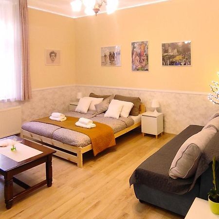 Center Apartman Σέγκεντ Εξωτερικό φωτογραφία
