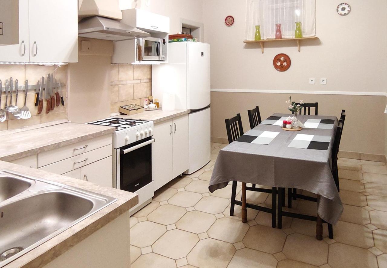 Center Apartman Σέγκεντ Εξωτερικό φωτογραφία